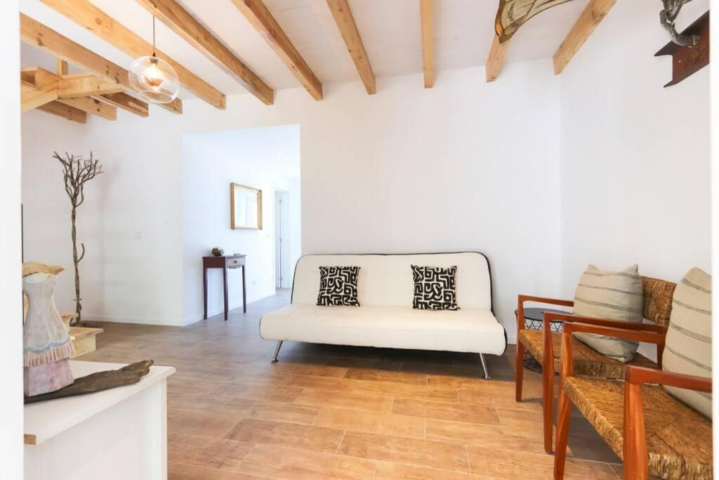 Caparica Beach Villa Trafaria ภายนอก รูปภาพ
